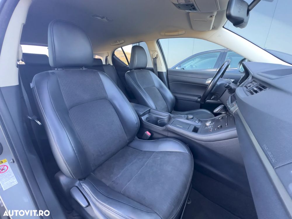 Lexus CT 200h Aut. Luxury - 25