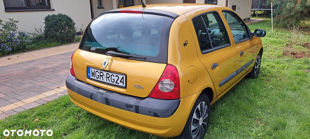 Renault Clio - 6