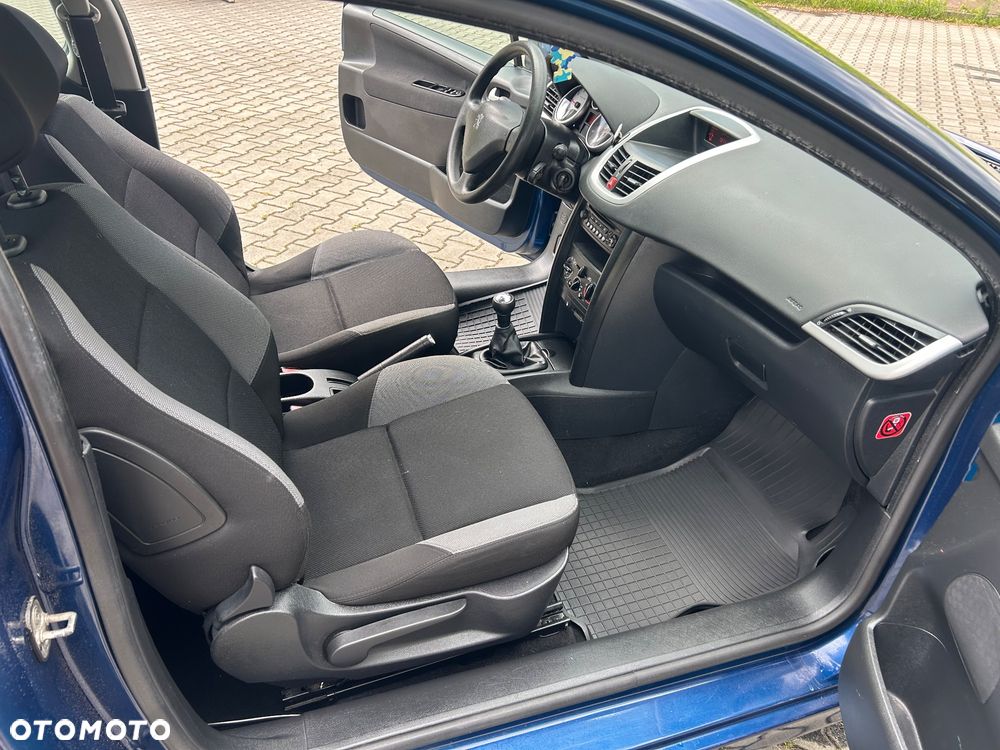 Peugeot 207 1.4 Trendy - 13