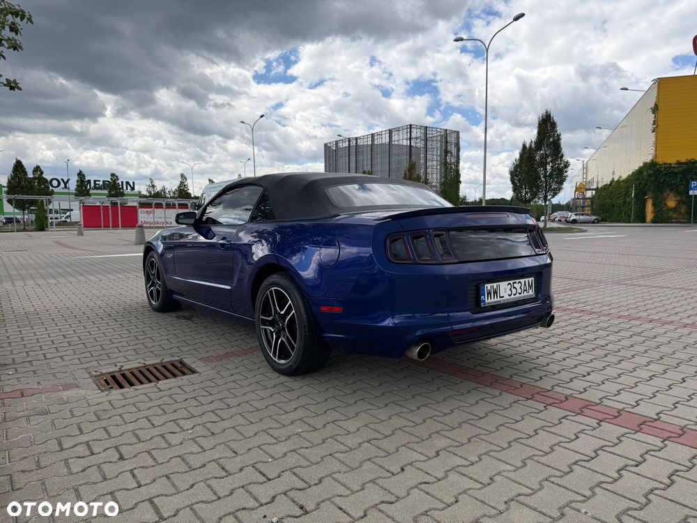 Ford Mustang 5.0 V8 GT - 20