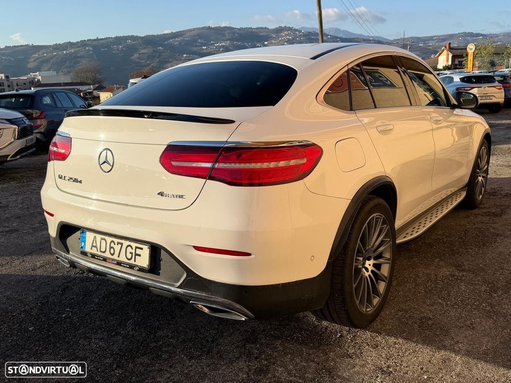 Mercedes-Benz GLC 250 d 4Matic 9G-TRONIC AMG Line - 9