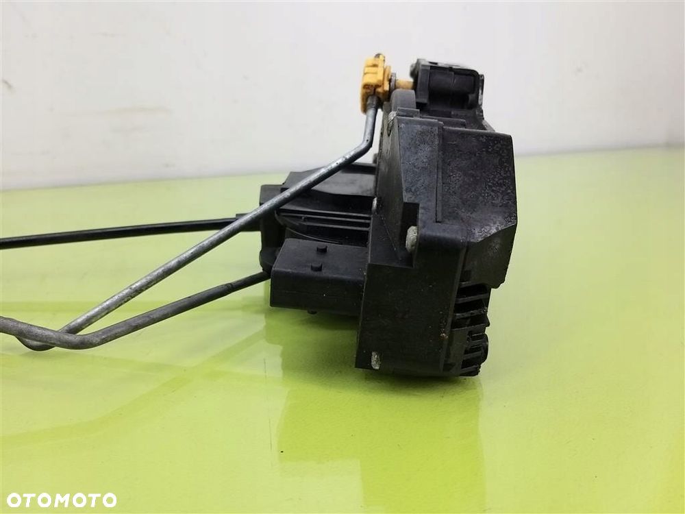 Zamek drzwi tył prawy Chevrolet HHR 2005-2011 - 7