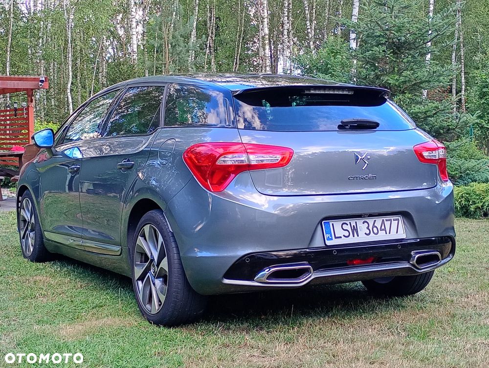 DS Automobiles DS 5 - 5