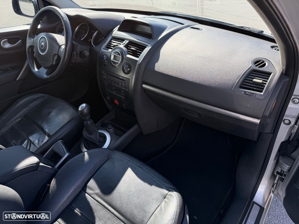 Renault Mégane 1.5 dCi Dynamique Luxe - 7