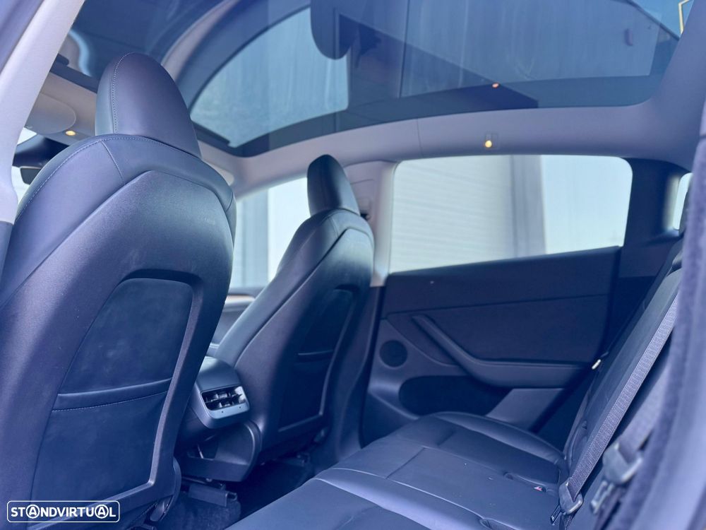 Tesla Model Y Long Range Tração Integral - 30