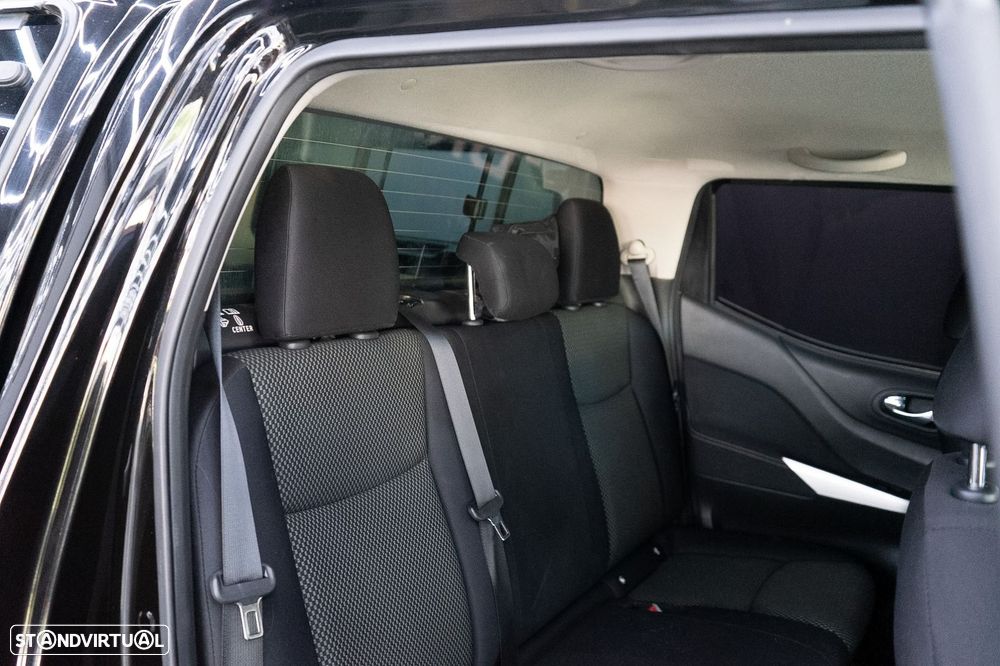 Nissan Navara 2.3 dCi CD 4WD Tekna Auto - 44