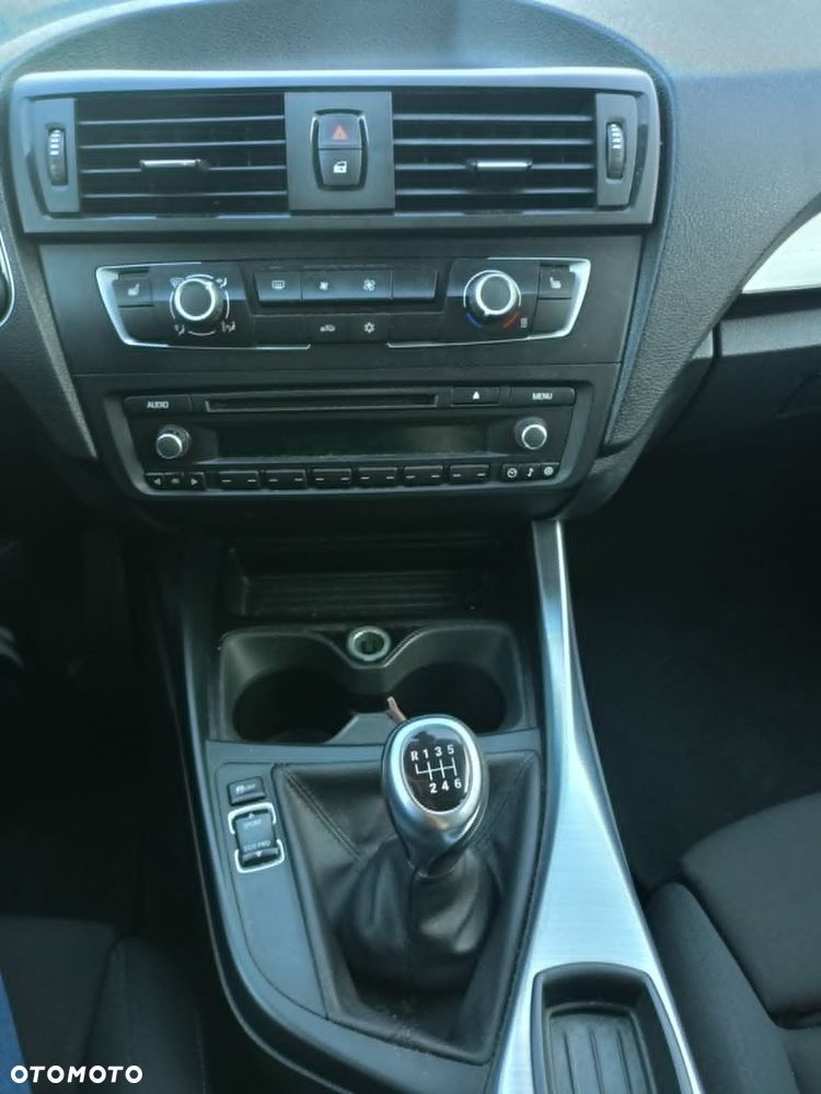 BMW Seria 1 116i Sport Line - 9