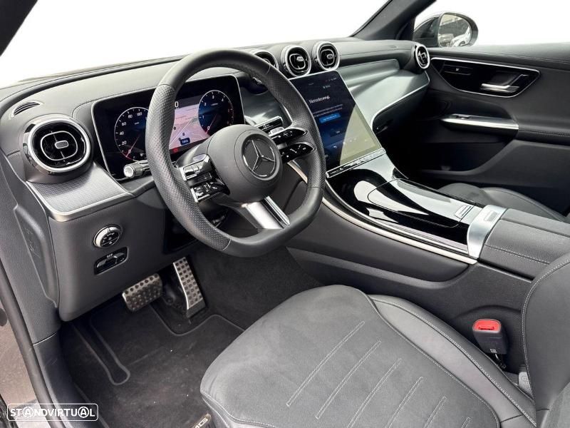 Mercedes-Benz GLC 300 e Coupe 4Matic - 11