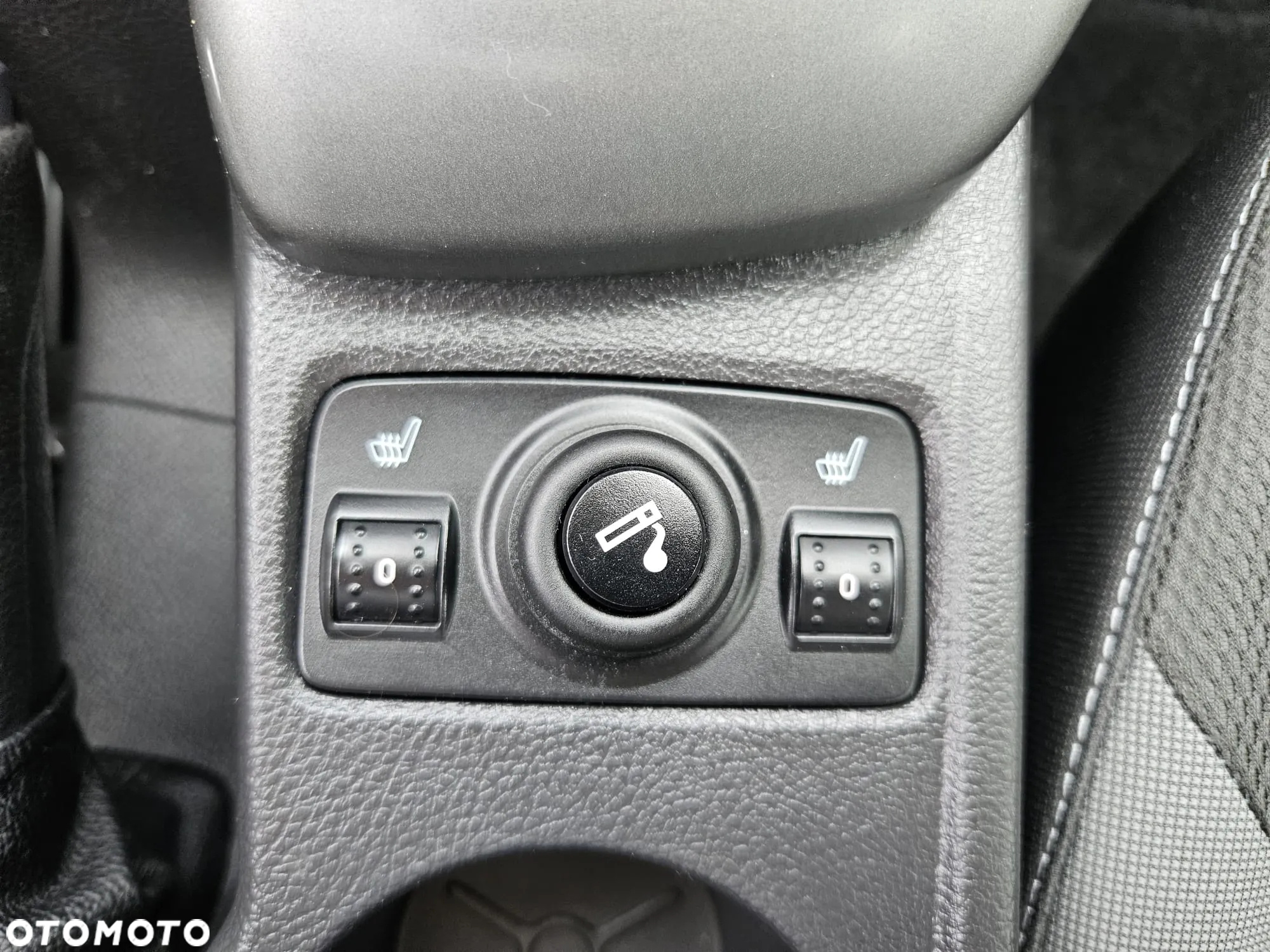 Ford Focus 1.6 Gold X (Trend) - 28
