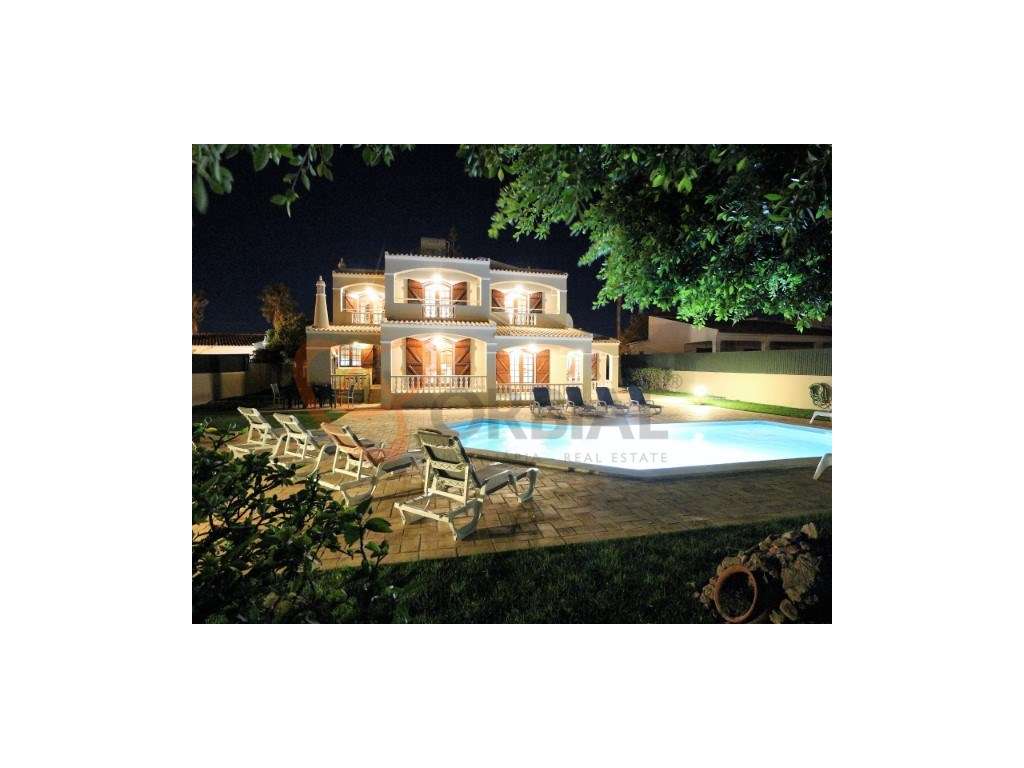 Charmosa Moradia de 4 quartos para venda na Gale em Albufeira, no A... - Grande imagem: 2/42