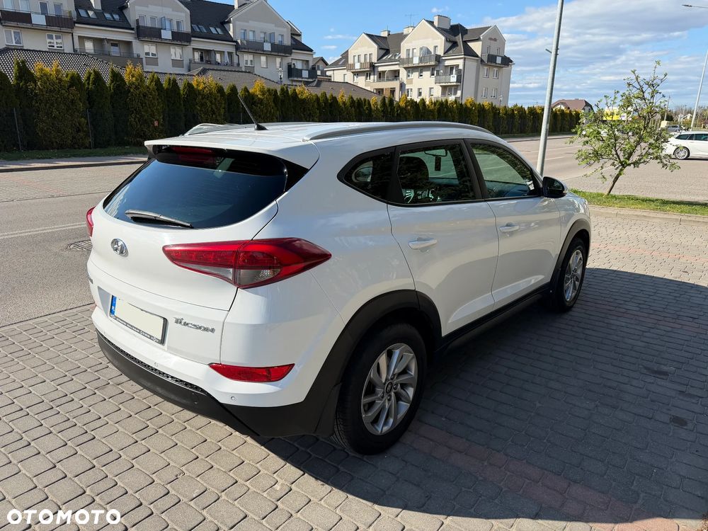 Hyundai Tucson 1.7 CRDI BlueDrive GO 2WD - 5