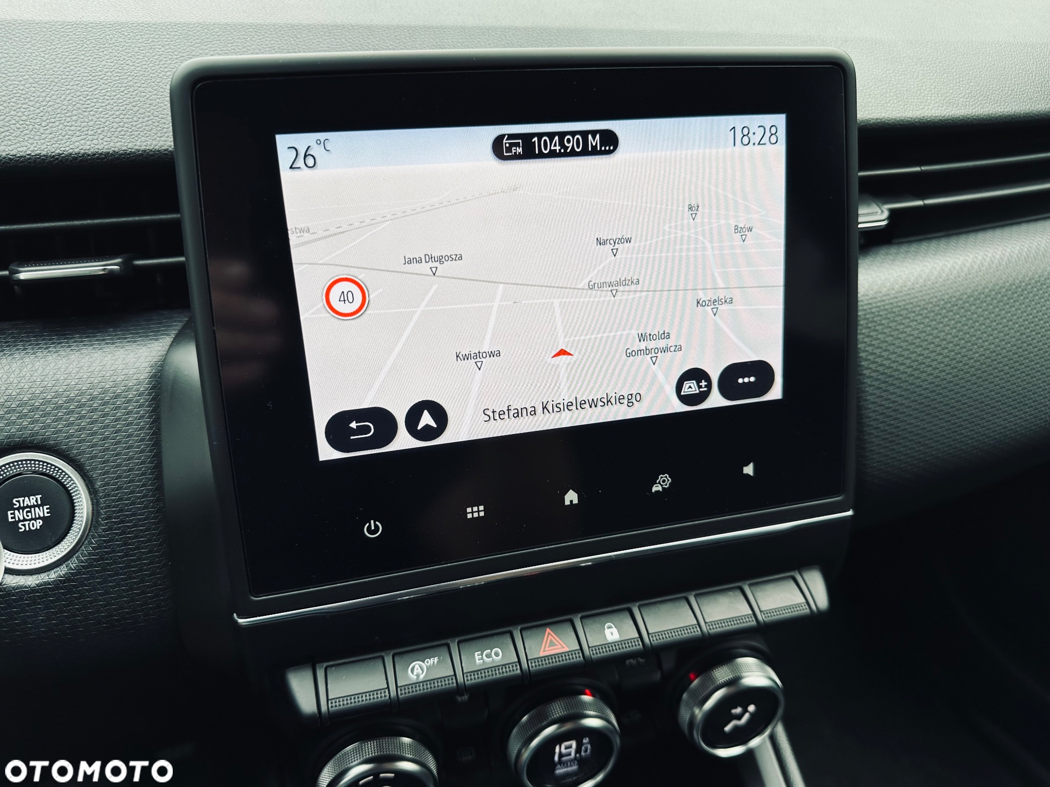 Renault Clio - 23