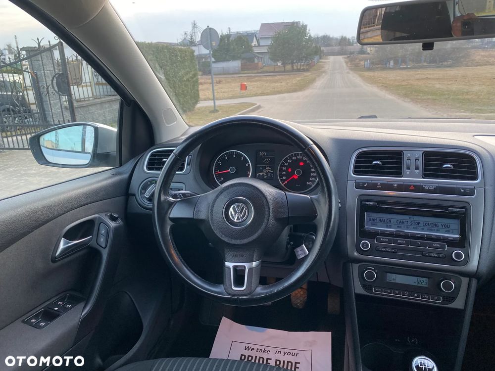 Volkswagen Polo 1.4 16V Highline - 13