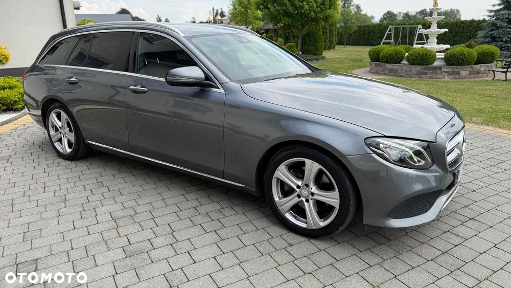 Mercedes-Benz Klasa E 220 d 4Matic 9G-TRONIC - 20