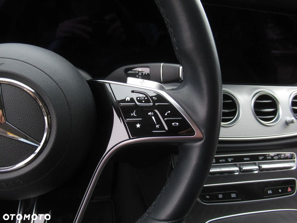 Mercedes-Benz Klasa E 220 d 4-Matic AMG - 14