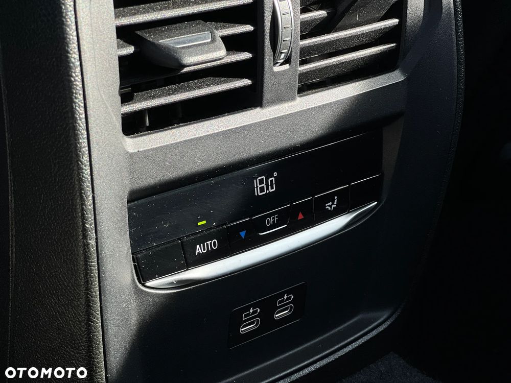 BMW Seria 2 M240i xDrive - 22