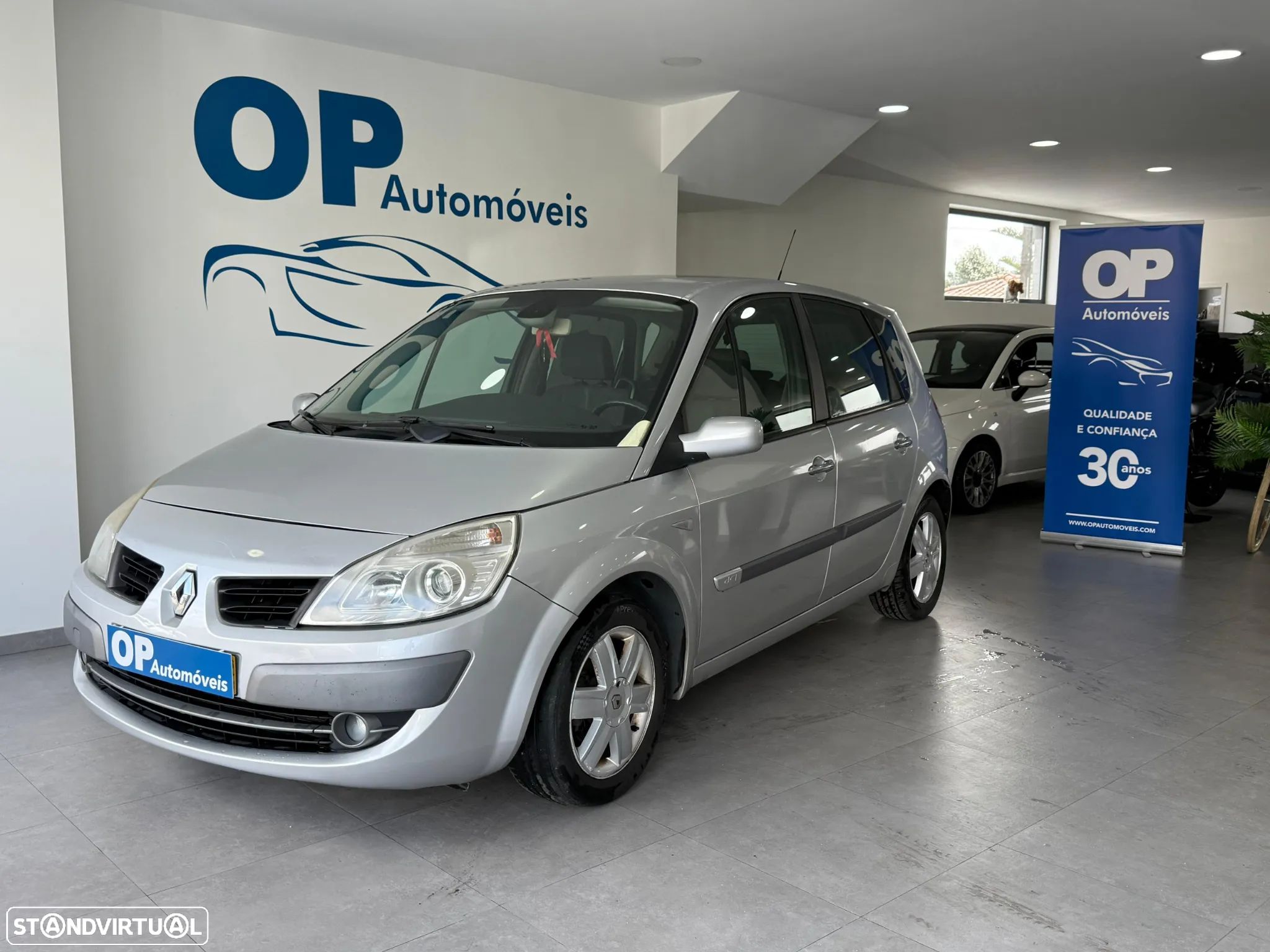 Renault Scénic 1.5 dCi Dynamique - 1