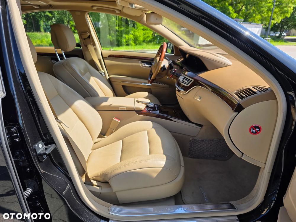 Mercedes-Benz Klasa S 500 BlueEFFICIENCY 4-Matic - 25
