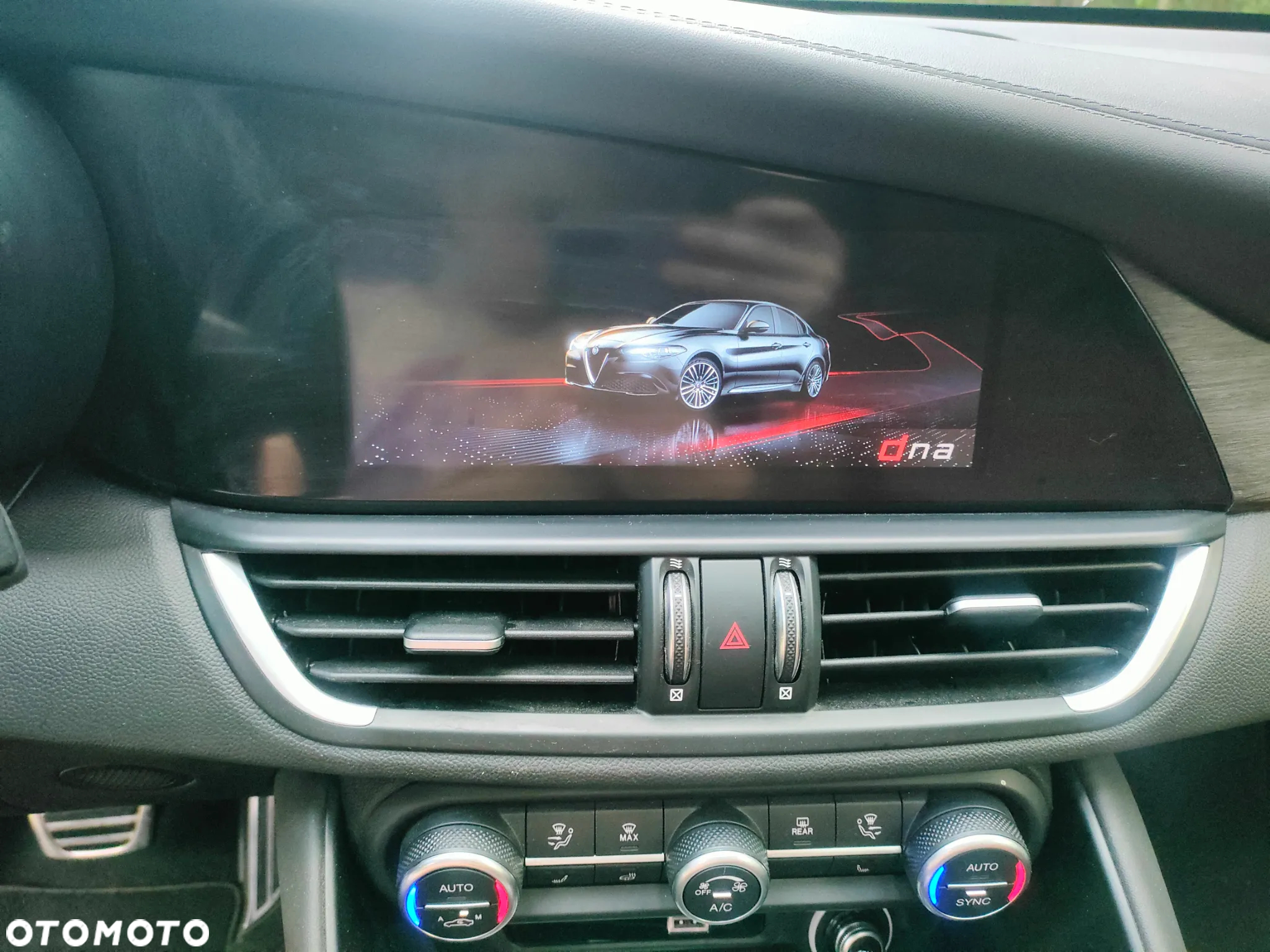 Alfa Romeo Giulia 2.0 Turbo TI Q4 - 11