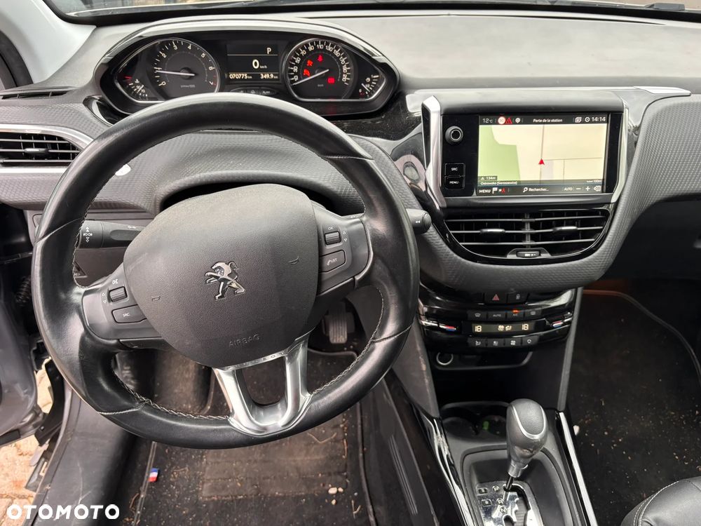 Peugeot 2008 - 25