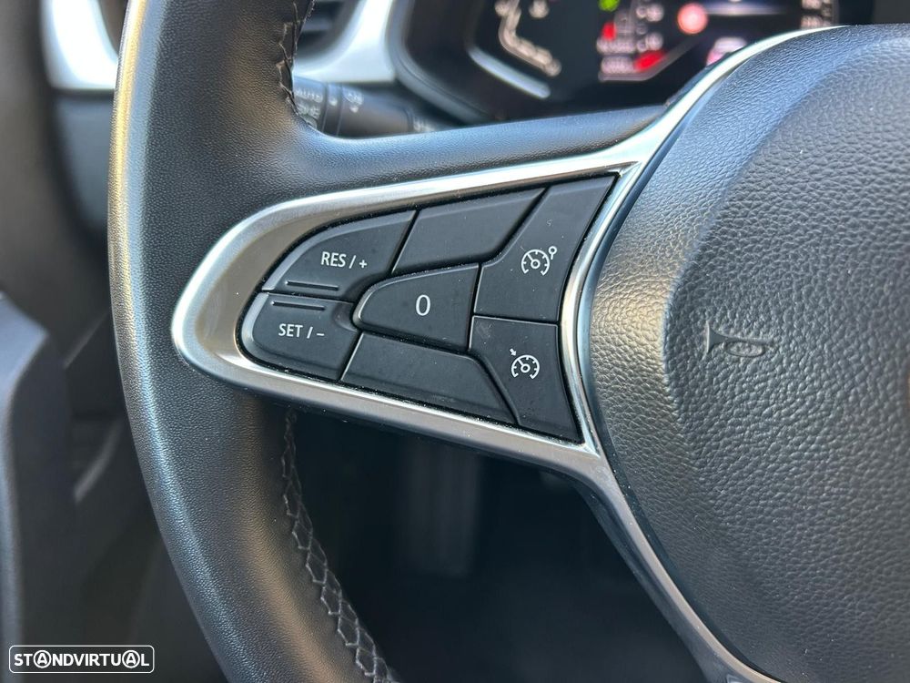 Renault Captur 1.0 TCe Techno - 37