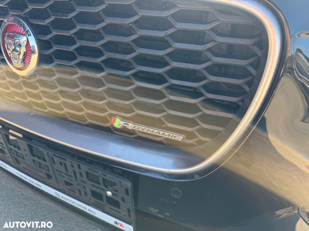 Jaguar E-Pace D180 AWD R-Dynamic S - 16