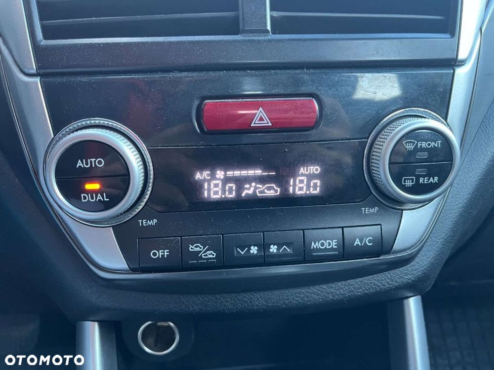 Subaru Forester 2.0i Comfort Lineartronic - 13