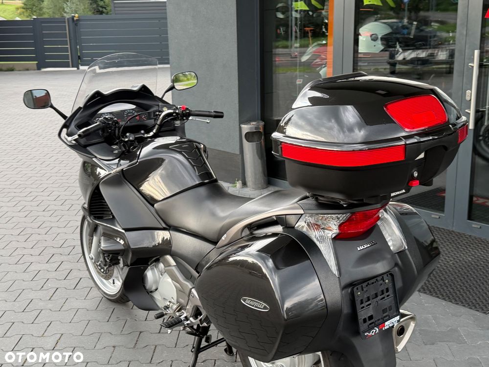 Honda Deauville - 31