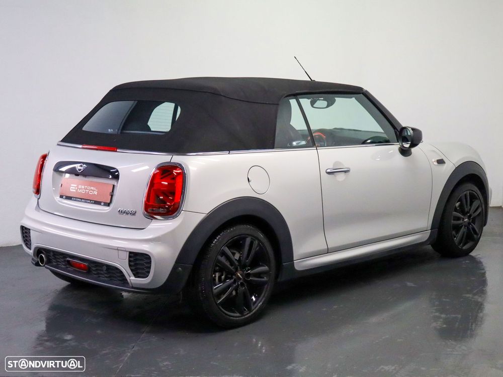 MINI Cabrio Cooper Premium Plus JCW Auto - 8