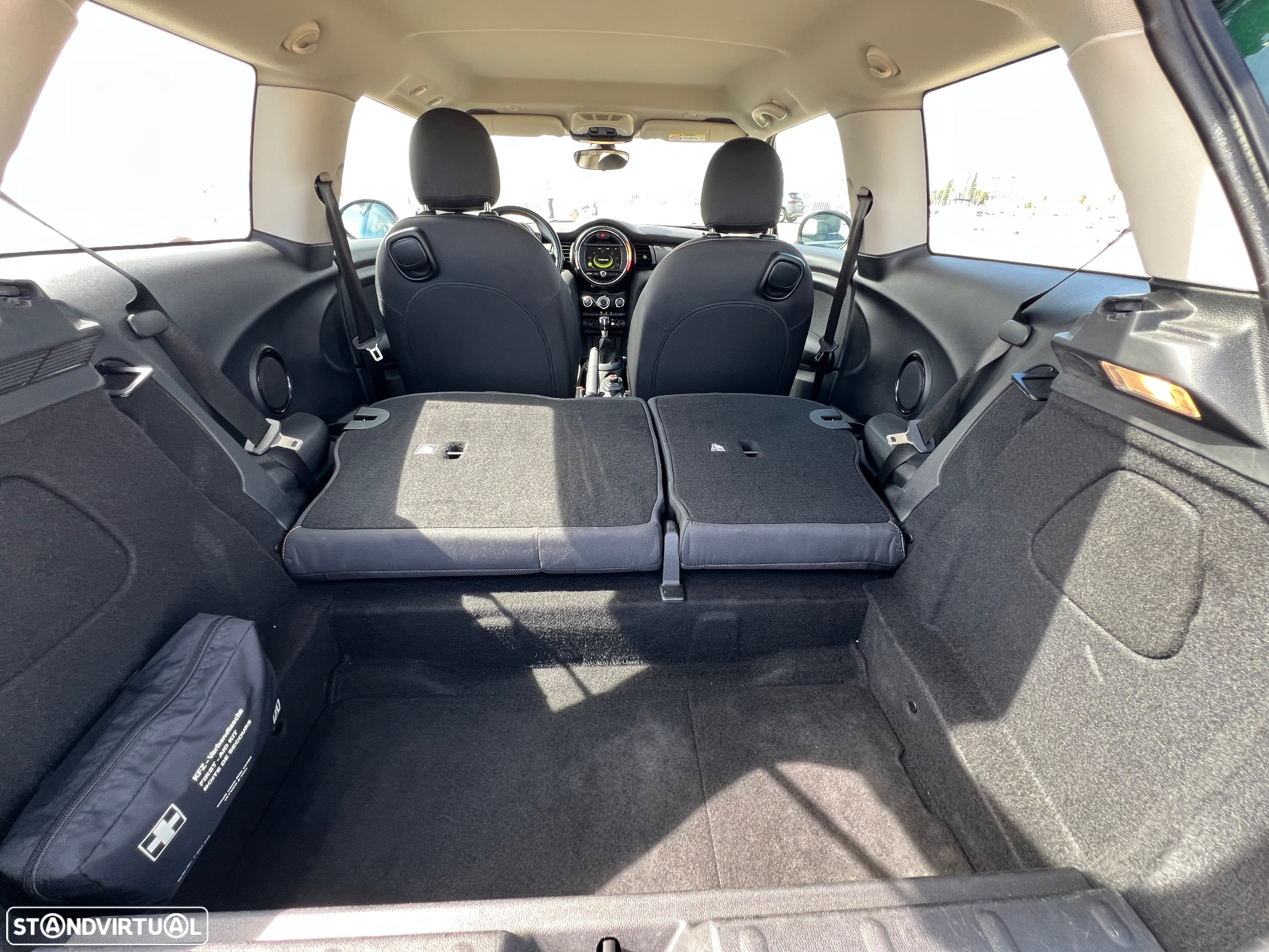 MINI 3 Portas One - 59