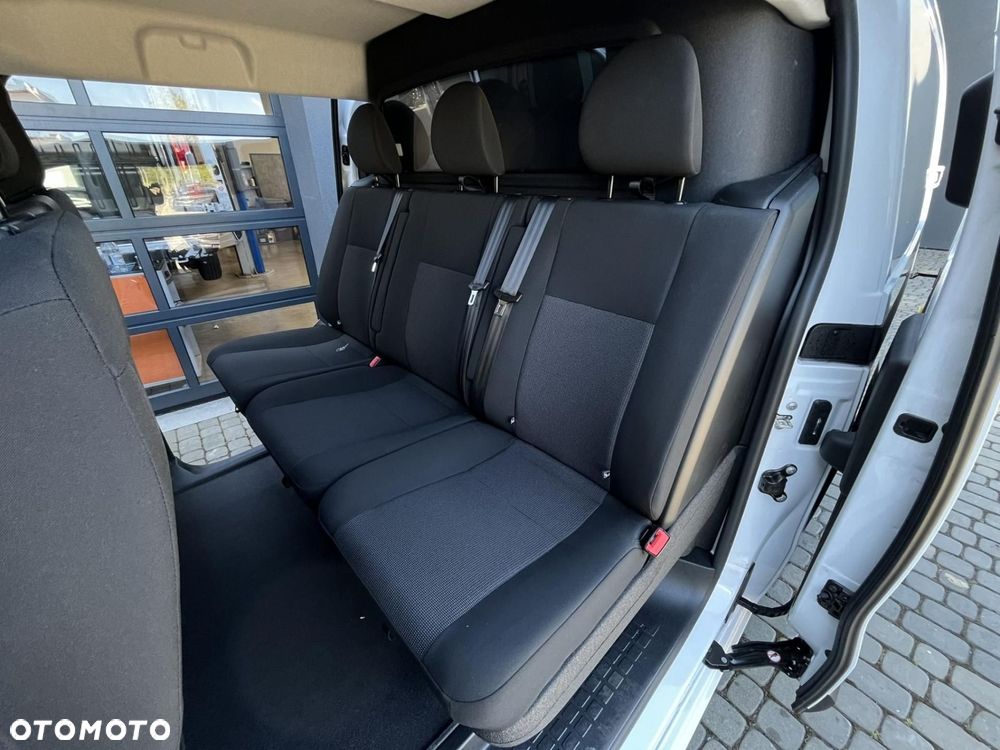 Opel Vivaro - 15