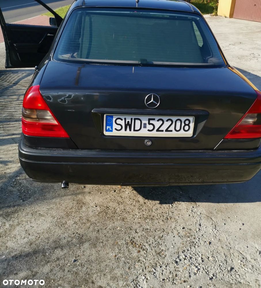 Mercedes-Benz Klasa C - 12