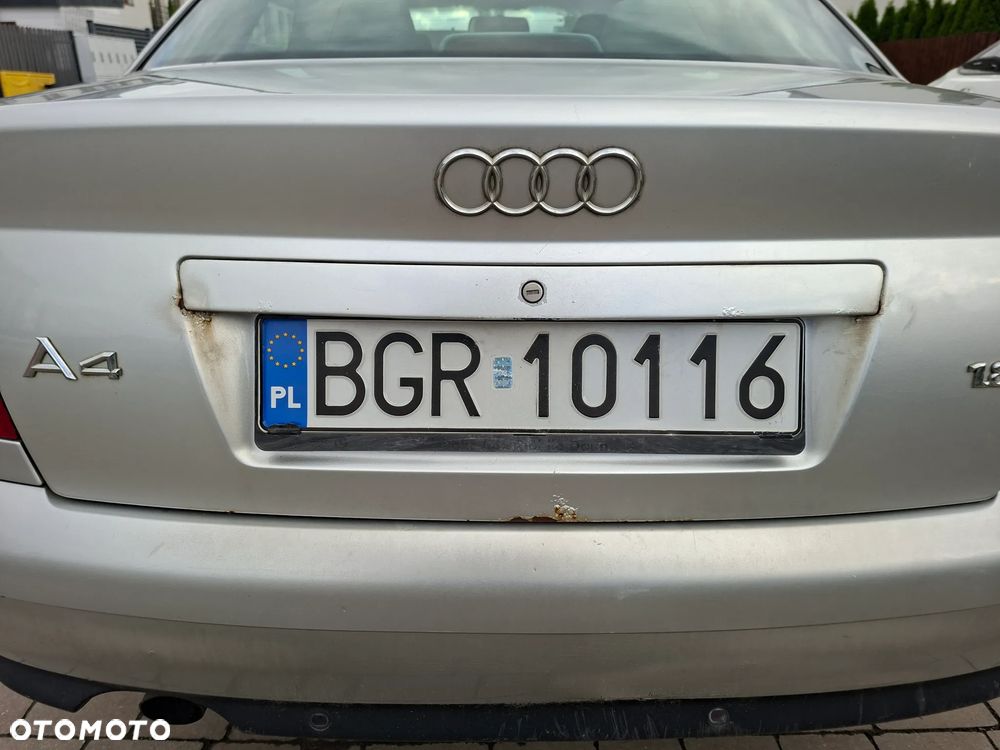 Audi A4 Avant - 10