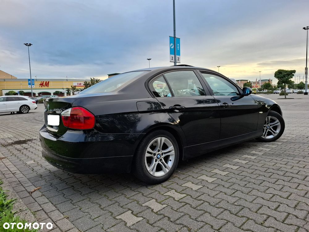 BMW Seria 3 320d - 4