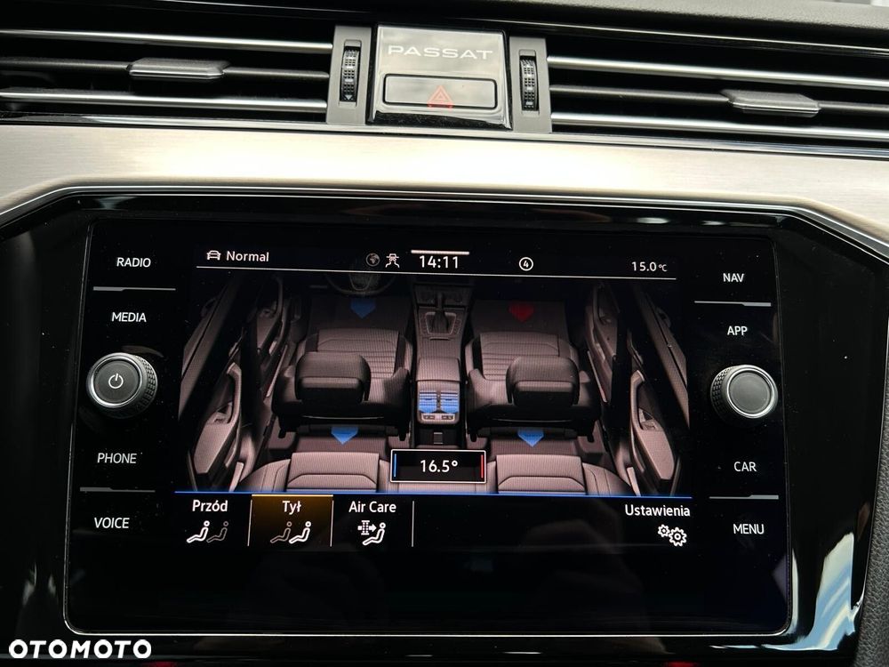 Volkswagen Passat 1.5 TSI EVO Elegance DSG - 34