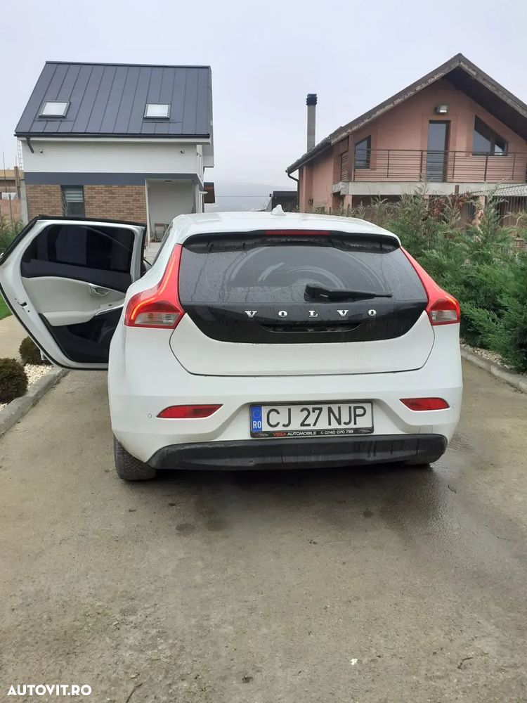 Volvo V40 D2 ECO Momentum - 3