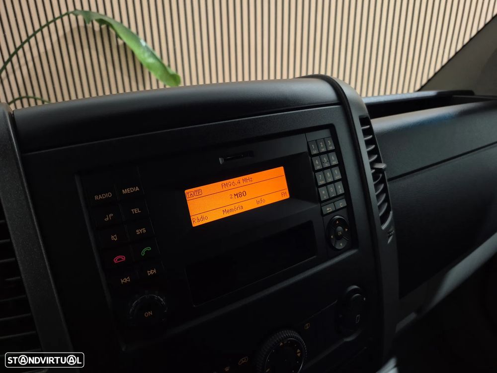 Mercedes-Benz Sprinter 313 CDI/43 TA Luxo - 12