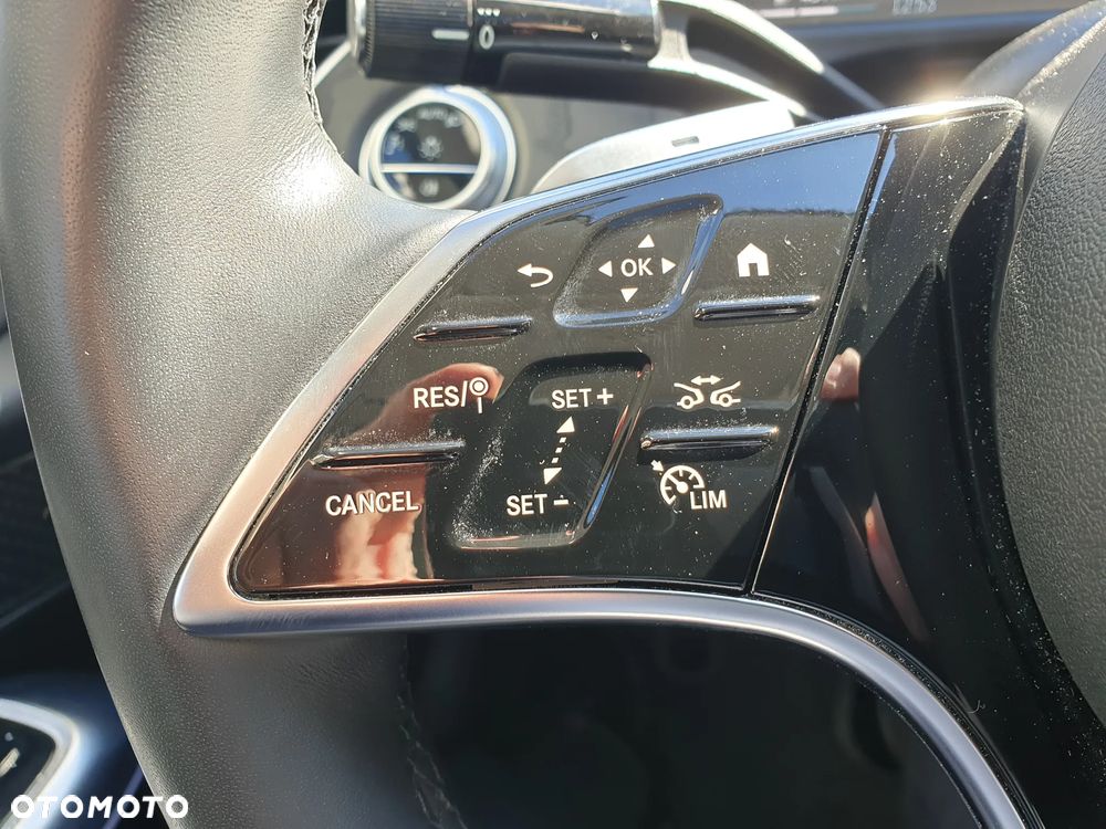 Mercedes-Benz Klasa E 220 d mHEV Avantgarde 9G-Tronic - 31