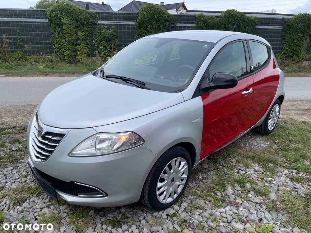 Lancia Ypsilon - 7