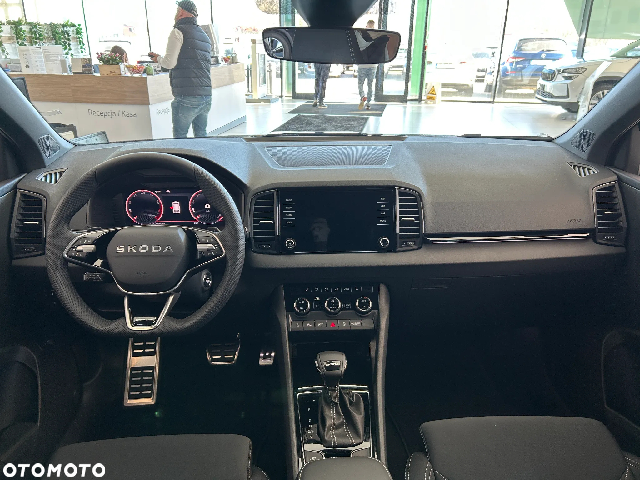 Skoda Karoq 1.5 TSI ACT Sportline DSG - 22