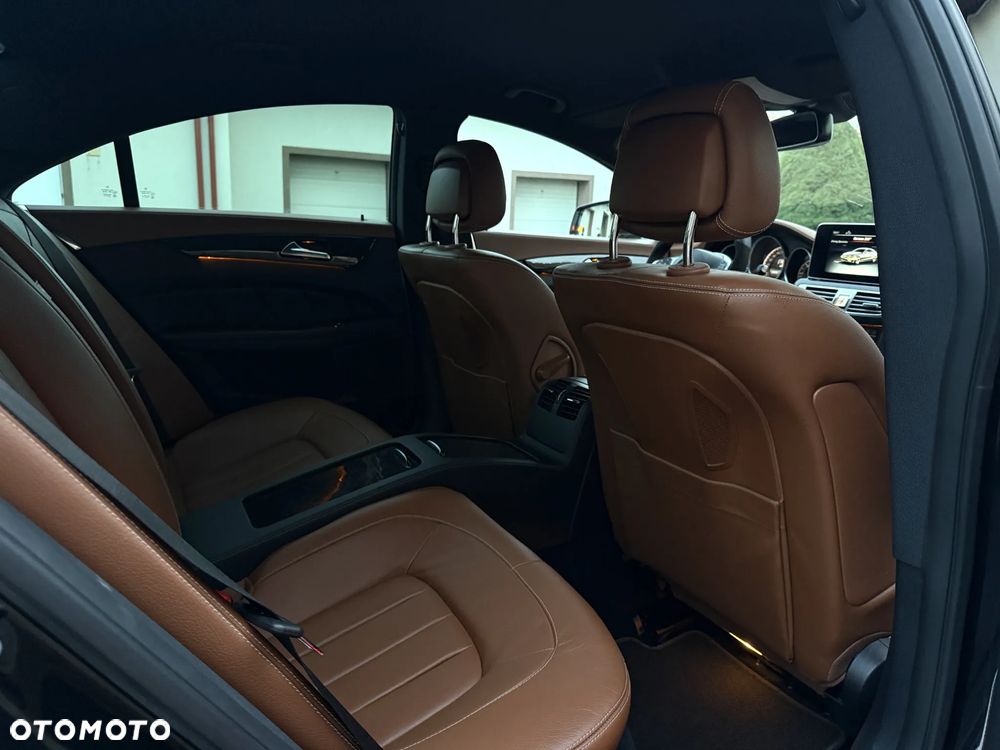 Mercedes-Benz CLS 350 d 4-Matic - 12