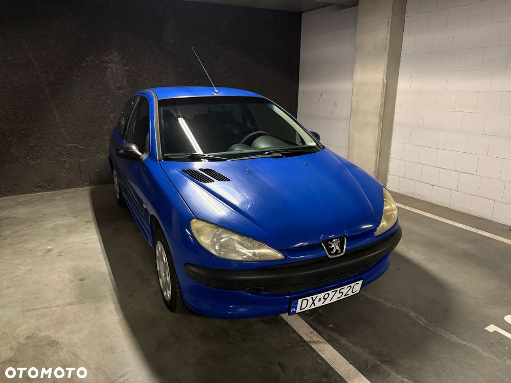 Peugeot 206 1.1 XR Presence - 1