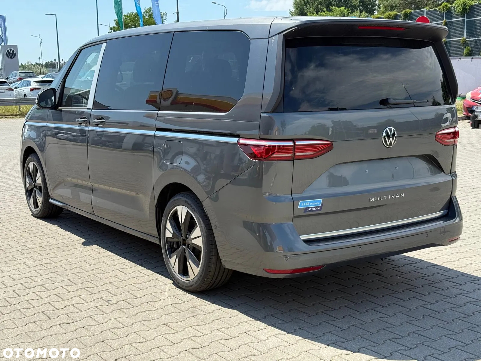 Volkswagen Multivan 2.0 TDI L2 Style DSG - 7