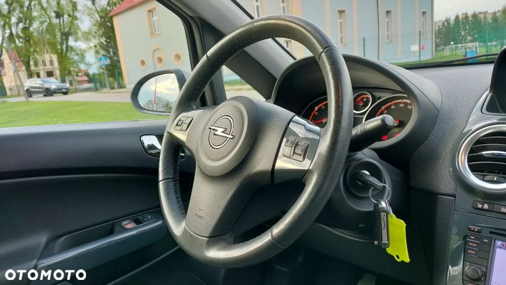 Opel Corsa 1.4 16V Innovation - 13