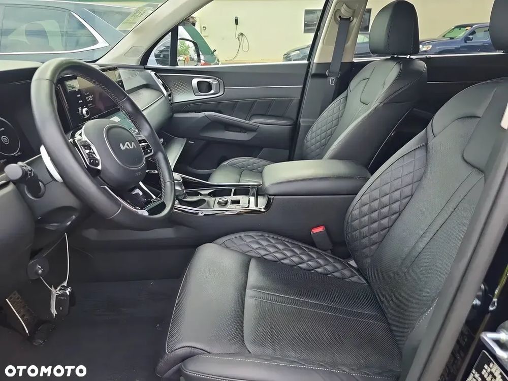 Kia Sorento - 8
