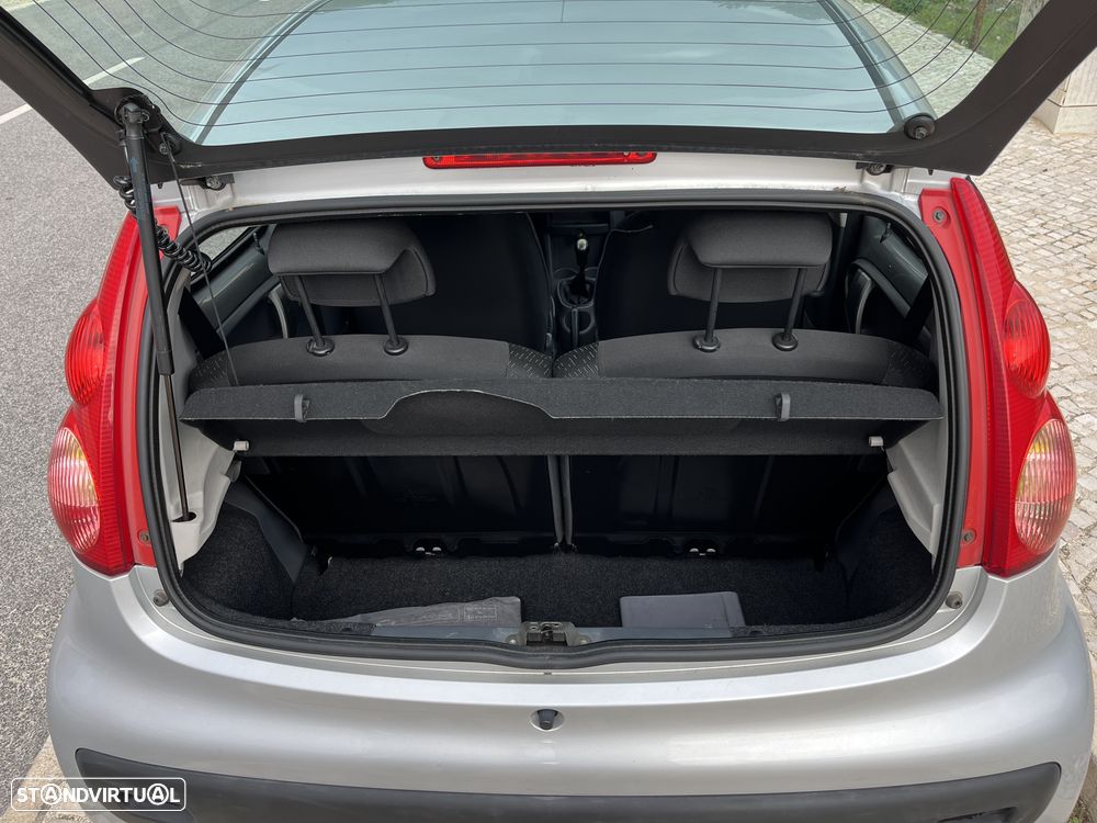 Peugeot 107 1.0 Black&Silver - 18