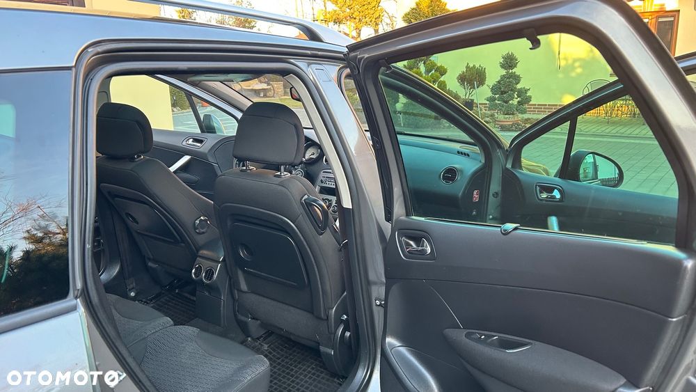 Peugeot 308 2.0 HDi Premium - 12