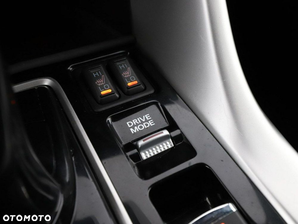 Mitsubishi Eclipse Cross - 29