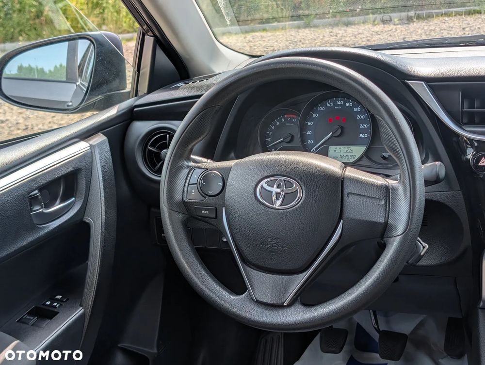 Toyota Corolla 1.6 Premium - 19