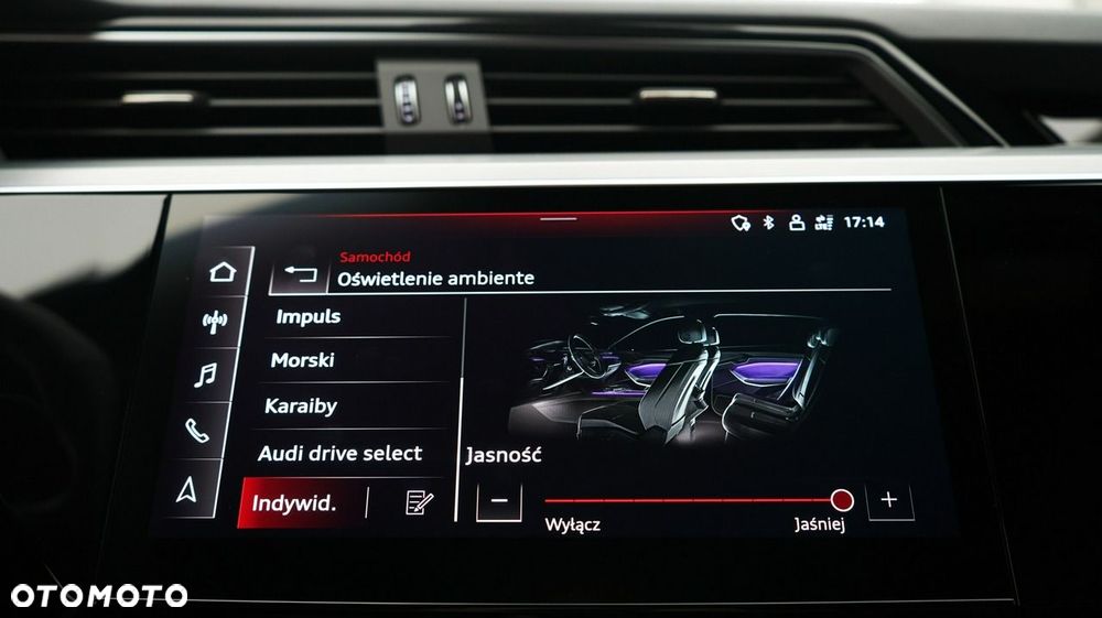Audi SQ8 e-tron - 39